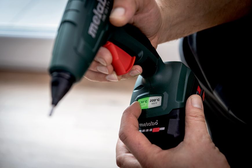 Metabo Клеєвий пістолет акумуляторний HK 18 LTX 20, 18В, діаметр 11мм, 20г/хв, 200/130 градусів, 0.4кг, без АКБ та ЗП 600797850 фото